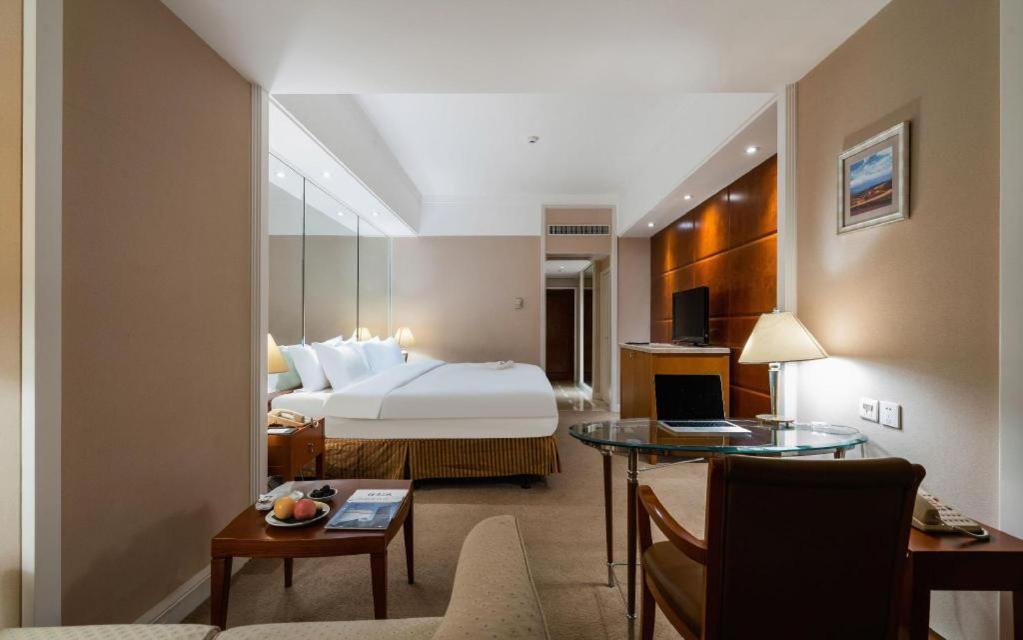 Kai Wah Plaza International Hotel Kunming Exterior photo