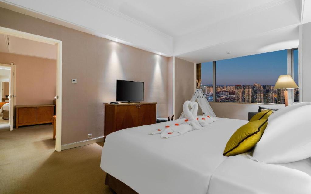 Kai Wah Plaza International Hotel Kunming Exterior photo